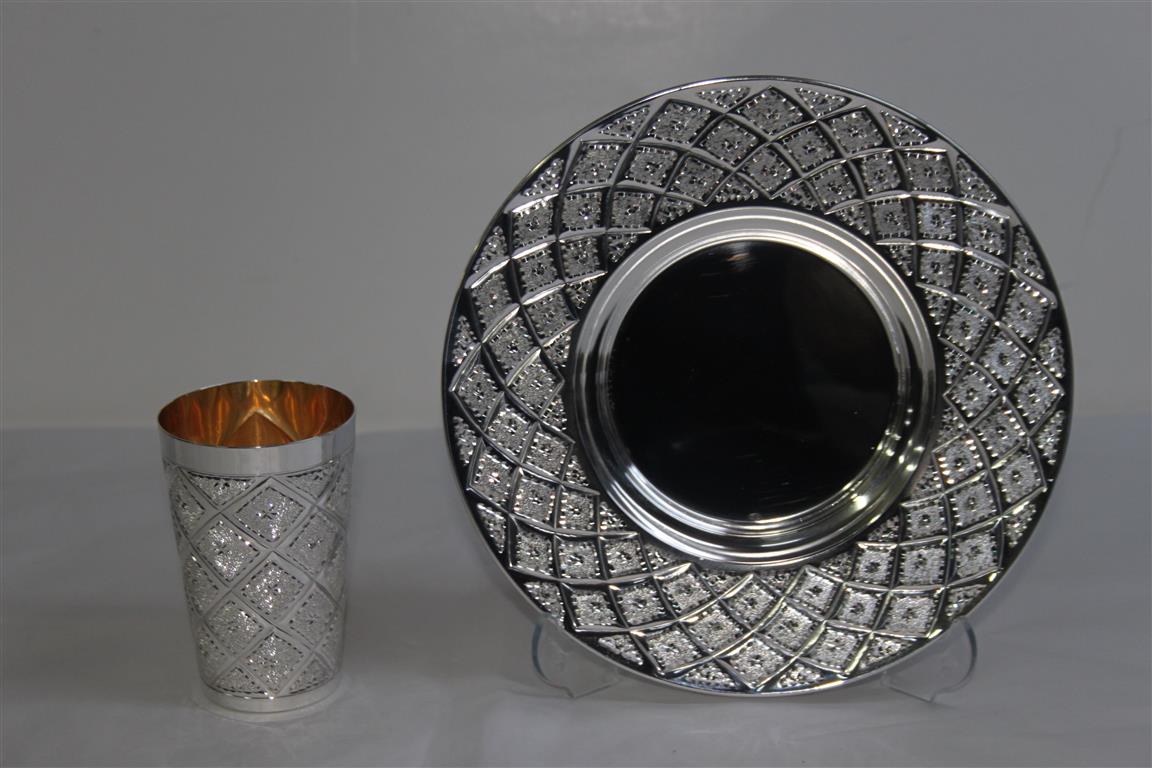 diamond design wide cup
