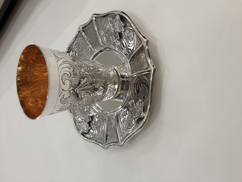 4 corner, shell cast