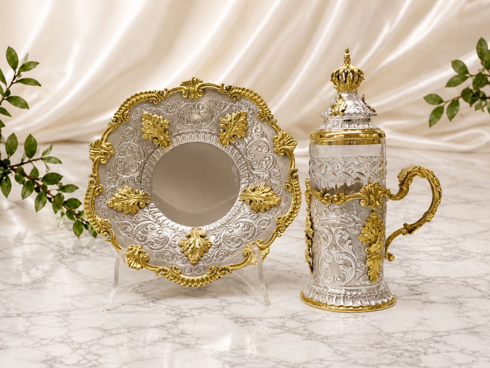 bown gold, tray with legs