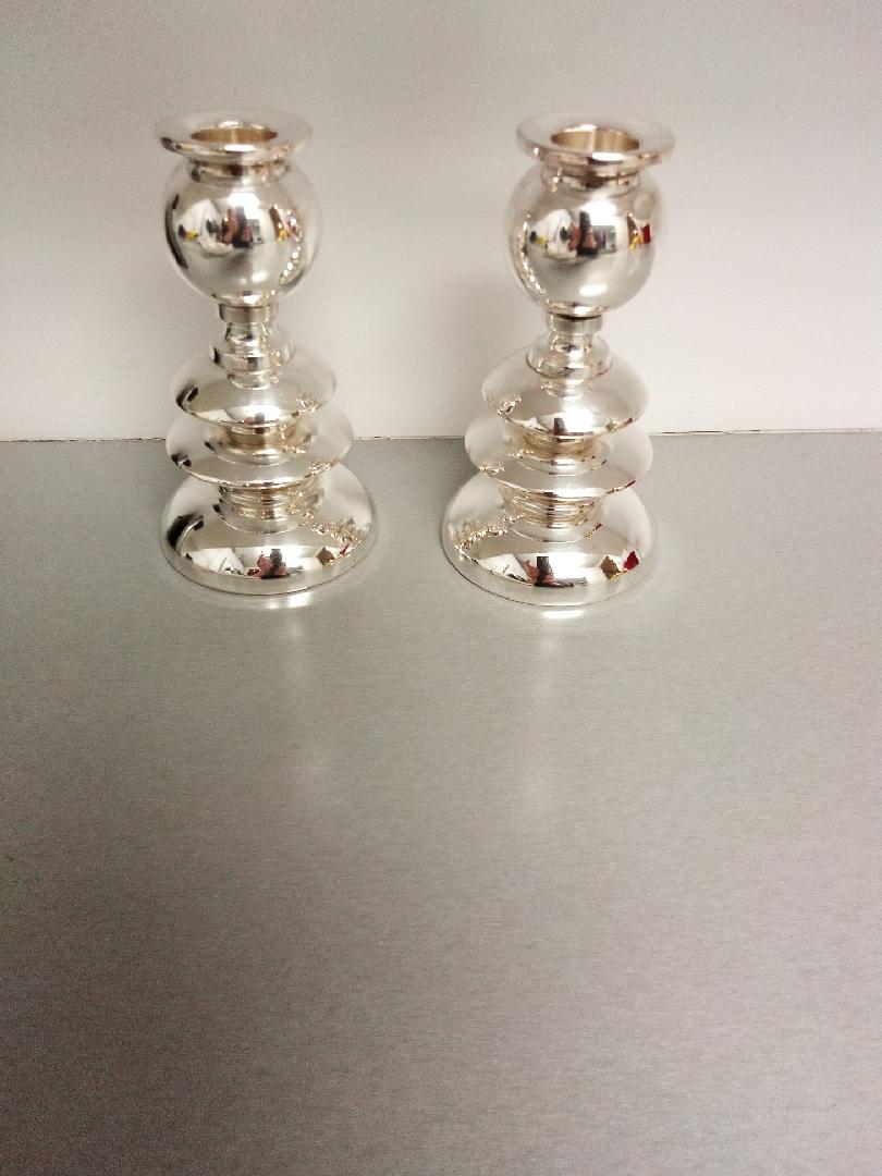 Modern round small