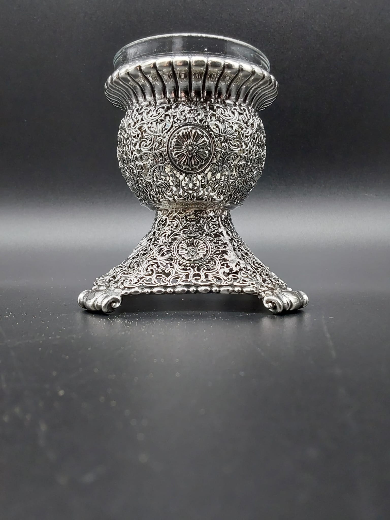 single lace pyramid